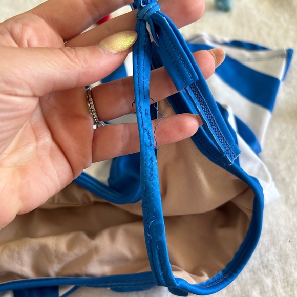 Small KJ blue stripe tie shoulder - Picture 5 of 5